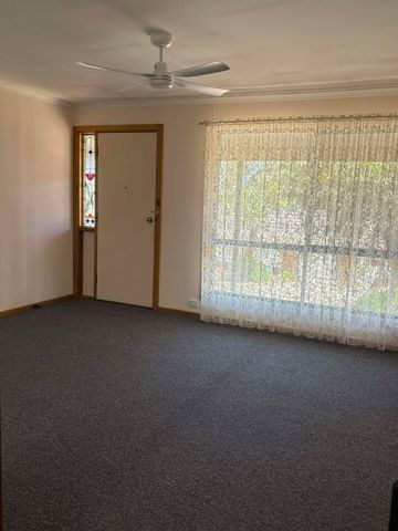 Quality Home for Rent - Photo 2