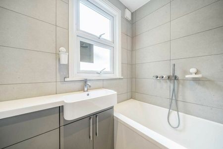 Kingston Road, Wimbledon Chase, SW20 - Photo 5