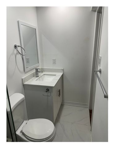 For Lease - 26 Grosbeak Crescent, Toronto, Ontario - Photo 2
