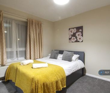 1 bedroom in a house share to rent - Photo 6