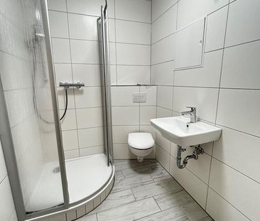 Neu sanierte Wohnung - sofort bezugsfertig - zum Sondermietpreis!! - Foto 3