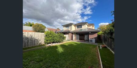 7A Fraser Street, Bentleigh East VIC 3165 - Photo 2