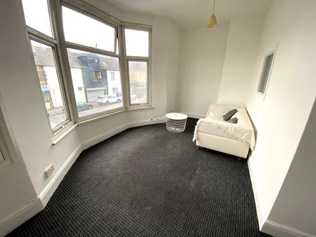 £950 PCM, Furnished One Bedroom First Floor Flat in Lower Cathedral Road, Riverside, Cardiff, CF11 6LT - Photo 4