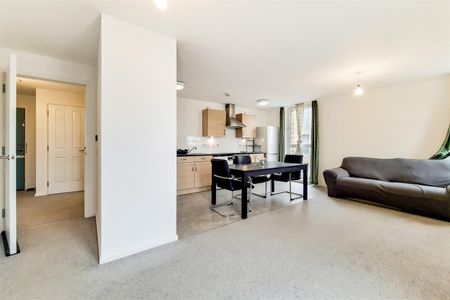 Apartment To Let - Photo 2