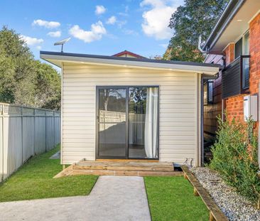 Near-New Granny Flat with Private Access in Prime Cranebrook Location - Photo 6