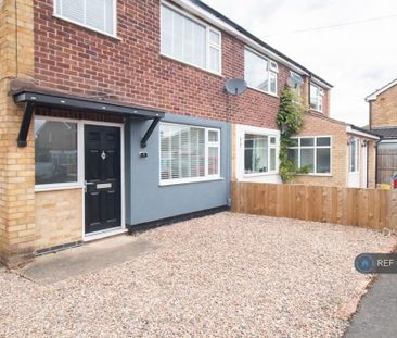 3 bedroom semi-detached house to rent - Photo 4