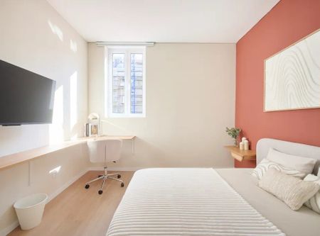 Largo Vitorino Damásio, Lisbon, Lisbon 1200-872 - Photo 4