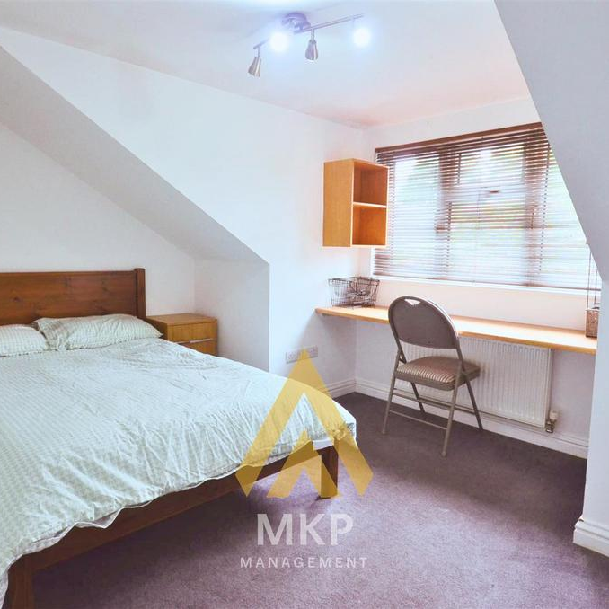 7 bedroom terraced house to rent - Photo 1