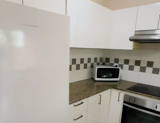 1 bed 1 bath - Photo 1