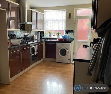 3 bedroom detached house to rent - Photo 5
