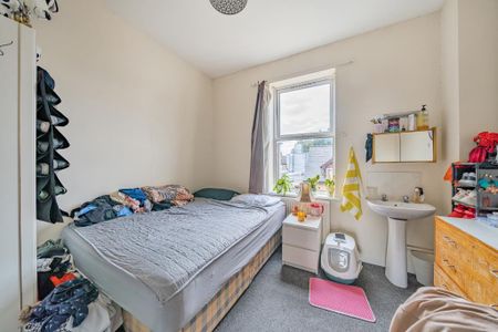 5 bedroom maisonette to rent - Photo 3