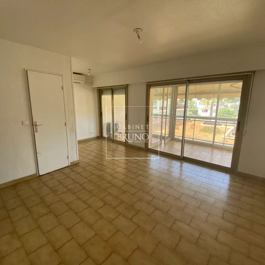 Location Appartement 1 pièce 27m² LE CANNET 06110 - Photo 1