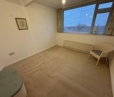 5 bedroom detached house to rent - Photo 4