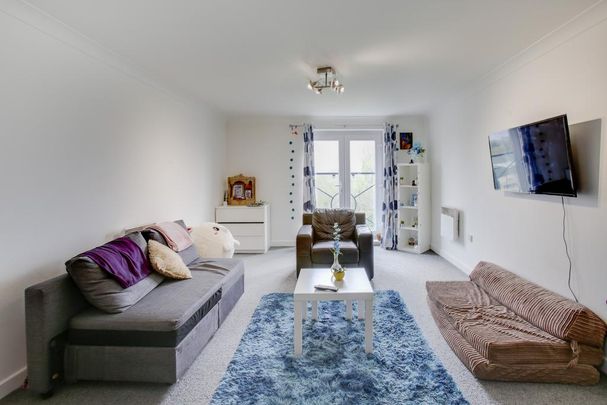 2 bedroom flat to rent - Photo 1