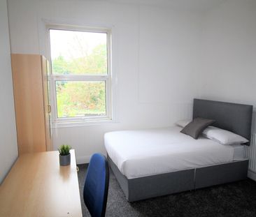 1 Bedroom Studio - Photo 2