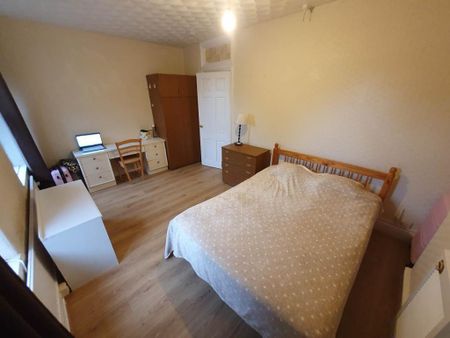 5 bedroom house to rent - Photo 4