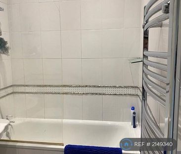 1 bedroom in a house share to rent - Photo 6