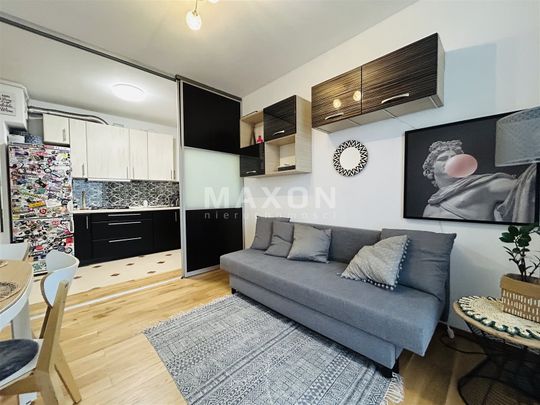 Kompaktowe mieszkanie przy Placu Szembeka - Photo 1