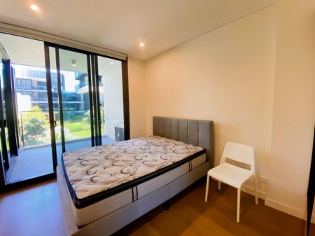 1 bed 1 bath - Photo 3