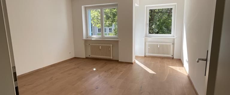 2 ZKB *neuer Laminatboden inkl. Balkon. - Foto 1