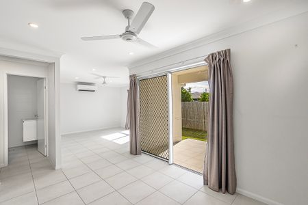 24a Wakeboard Circuit, Kelso QLD 4815 - House For Rent | Domain - Photo 3