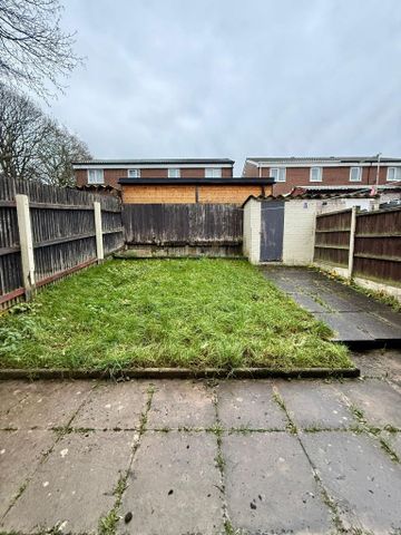 3 bedroom semi-detached house to rent - Photo 2