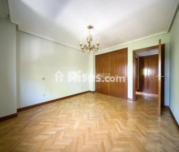 Piso en alquiler en Calle del Doctor Villacián - Foto 4