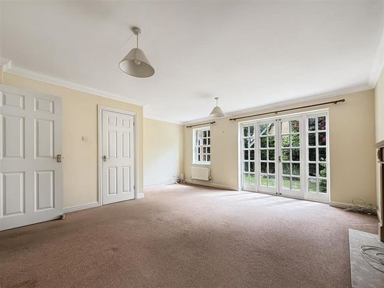 3 bedroom link detached house to rent - Photo 1