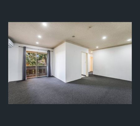 21/8-10 Goulburn Street, Warwick Farm, NSW 2170 - Photo 3