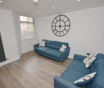 5 bedroom terraced house to rent - Photo 6
