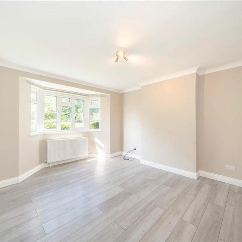 Amblecote Road, SE12, London - Photo 1