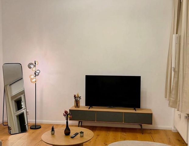 2 WG Zimmer Altstadt Köpenick - geteiltes Wohnzimmer und Büro - Photo 1