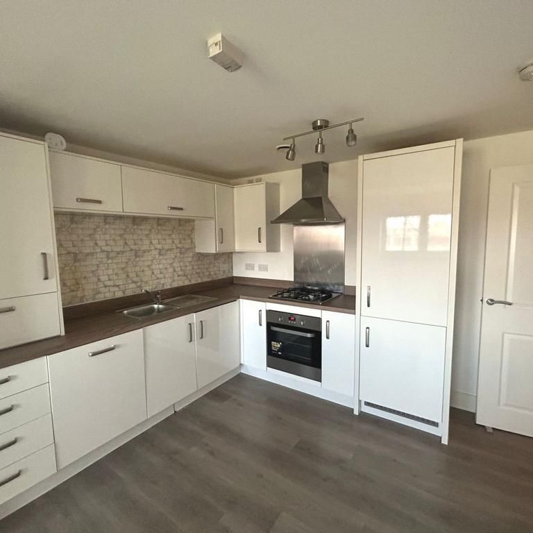 2 bedroom apartment to rent - Photo 1