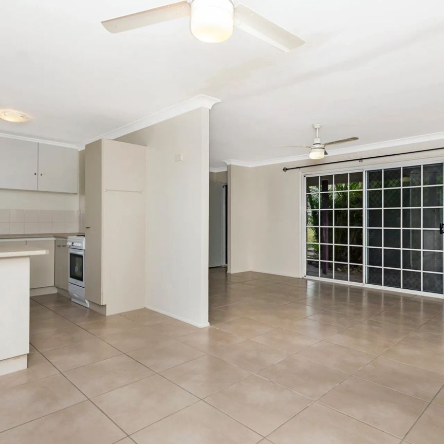26 Clayton Drive, - Photo 1