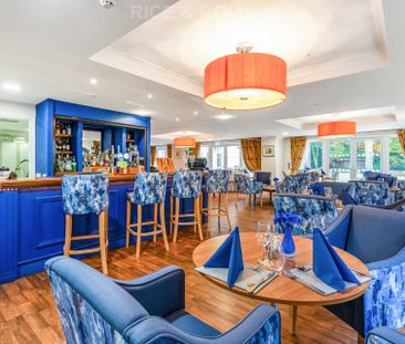 2 Bedroom Duplex, Lynwood Village – Ascot - Photo 6