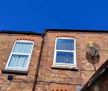 Norwood Road: Bedroom House, NG7 - Photo 1