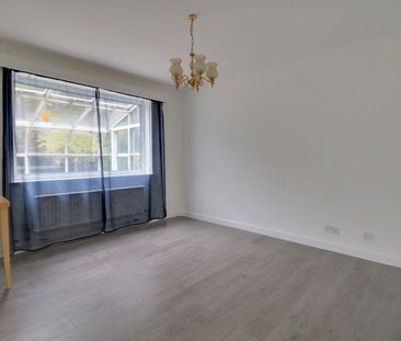 4 bedroom detached house to rent - Photo 1