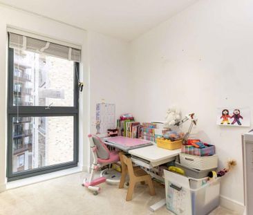 3 bedroom flat to rent - Photo 3