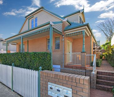 2/11 Milton Street, Leichhardt, NSW 2040 - Photo 1