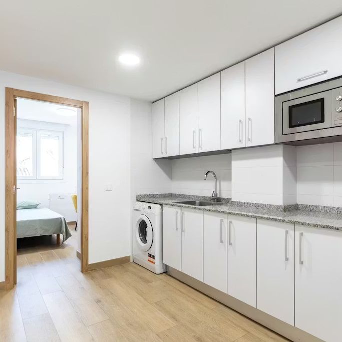 Carrer Isabel la Catòlica, Burjassot, Valencian Community 46100 - Photo 1