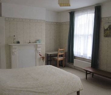Double Room - Canonbury, Islington - Photo 4