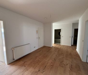 ***Renovierte 4-Zimmerwohnung - Citynah*** - Photo 3