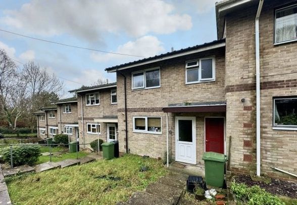 Thurmond Crescent, Winchester - Photo 1