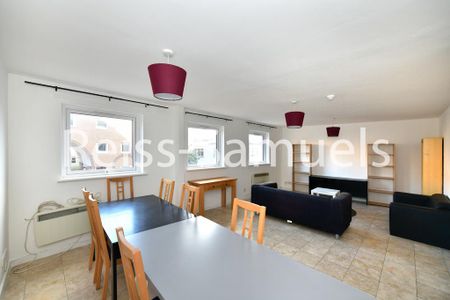 7 bedroom terraced house to rent - Photo 2