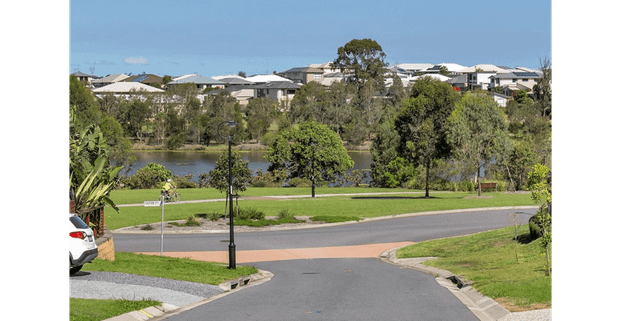 Perfectly Laid Out Family Home - Photo 1