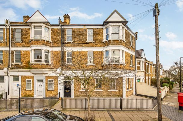 Wells House Road, London, NW10 - Photo 1