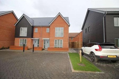 Minikin Close, Coggeshall - Photo 4