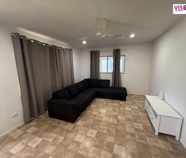 Just Bring Your Suitcase! - Photo 1