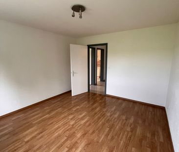 Spacieux 4.5 pièces à louer dans un cadre paisible et verdoyant à V... - Foto 1