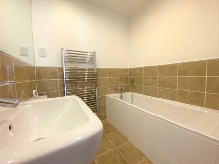 2 bedroom in Bonham Court, Winnersh - Photo 5